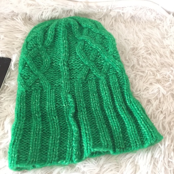 Aerie Cable Knit Beanie - Picture 3 of 5